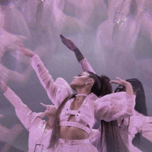 ภาพปกอัลบั้มเพลง POSITION by Ariana Grande ON (DRILL VIBESS).