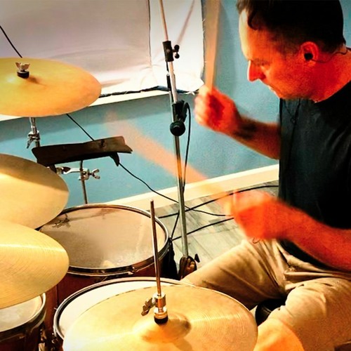 ภาพปกอัลบั้มเพลง Driving Rock Drum Beat with Toms and Bell at 88 BPM for 12 bars in 4 4 • Drum Loop • Drum Beat Jam