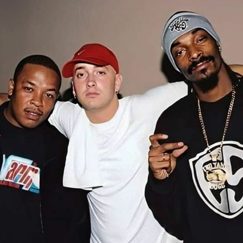 ภาพปกอัลบั้มเพลง Eminem Bitch Please II (feat. Dr. Dre Snoop Dogg Xzibit Nate Dogg)