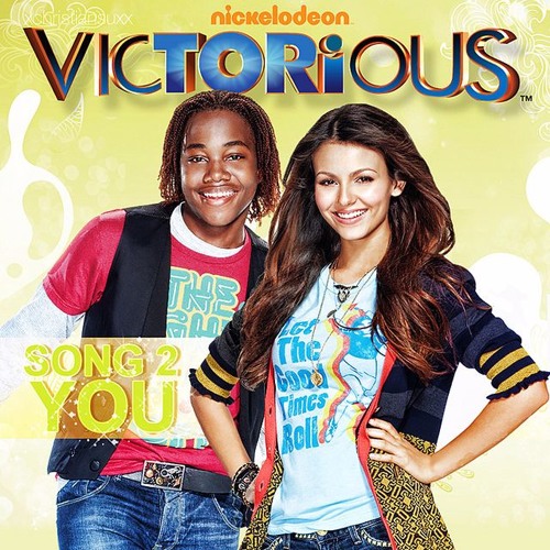 ภาพปกอัลบั้มเพลง Victoria Justice & Leon Thomas III - Song 2 You (from Victorious) HQ
