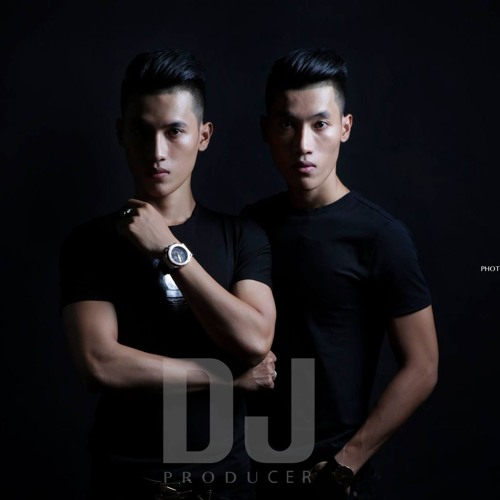 ภาพปกอัลบั้มเพลง 100 Nam Khong Quen 1000 Nam Se Quen - Jaykenly Remix ( Nhím . T.H )