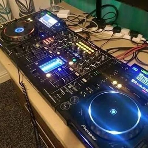 ภาพปกอัลบั้มเพลง DJ LAGI SYANTIK 2018