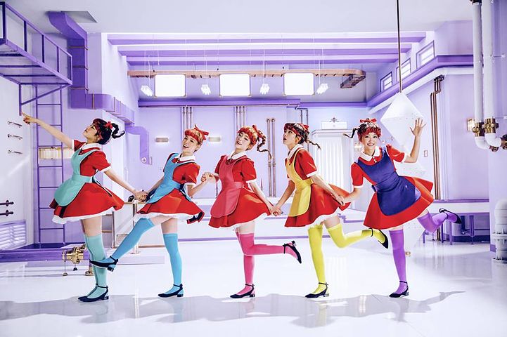 ภาพปกอัลบั้มเพลง Red Velvet - Red Dress