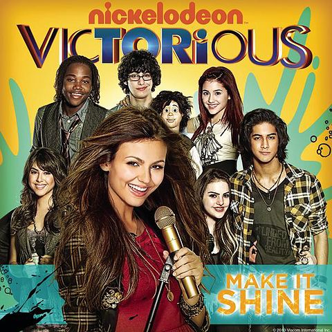 ภาพปกอัลบั้มเพลง Victoria Justice Make It Shine